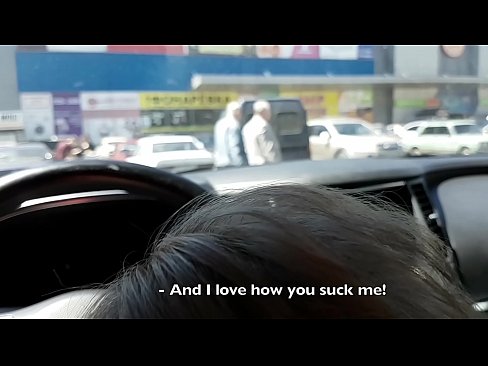 ❤️ Gesuig reg in die parkeerterrein buite die supermark Pornovideo by ons